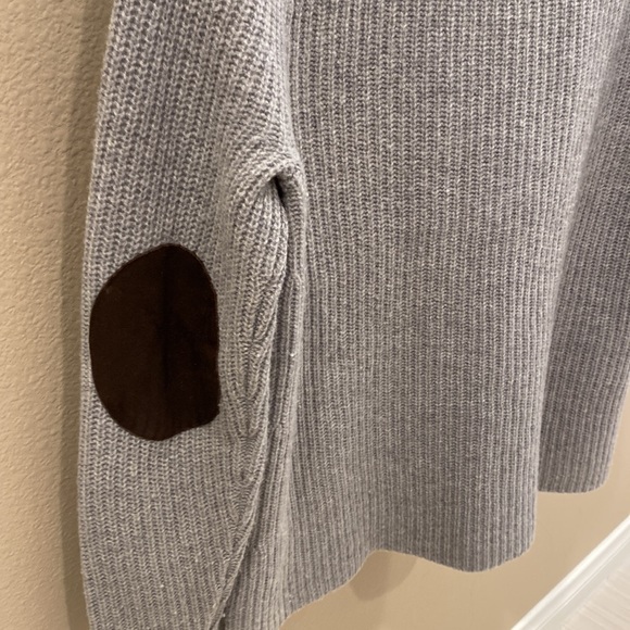 Madewell Wool Sweater with Leather Elbow Patches - Picture 4 of 9